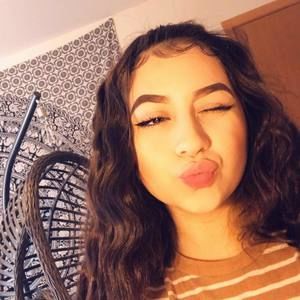 Meet your Posher, Natalee